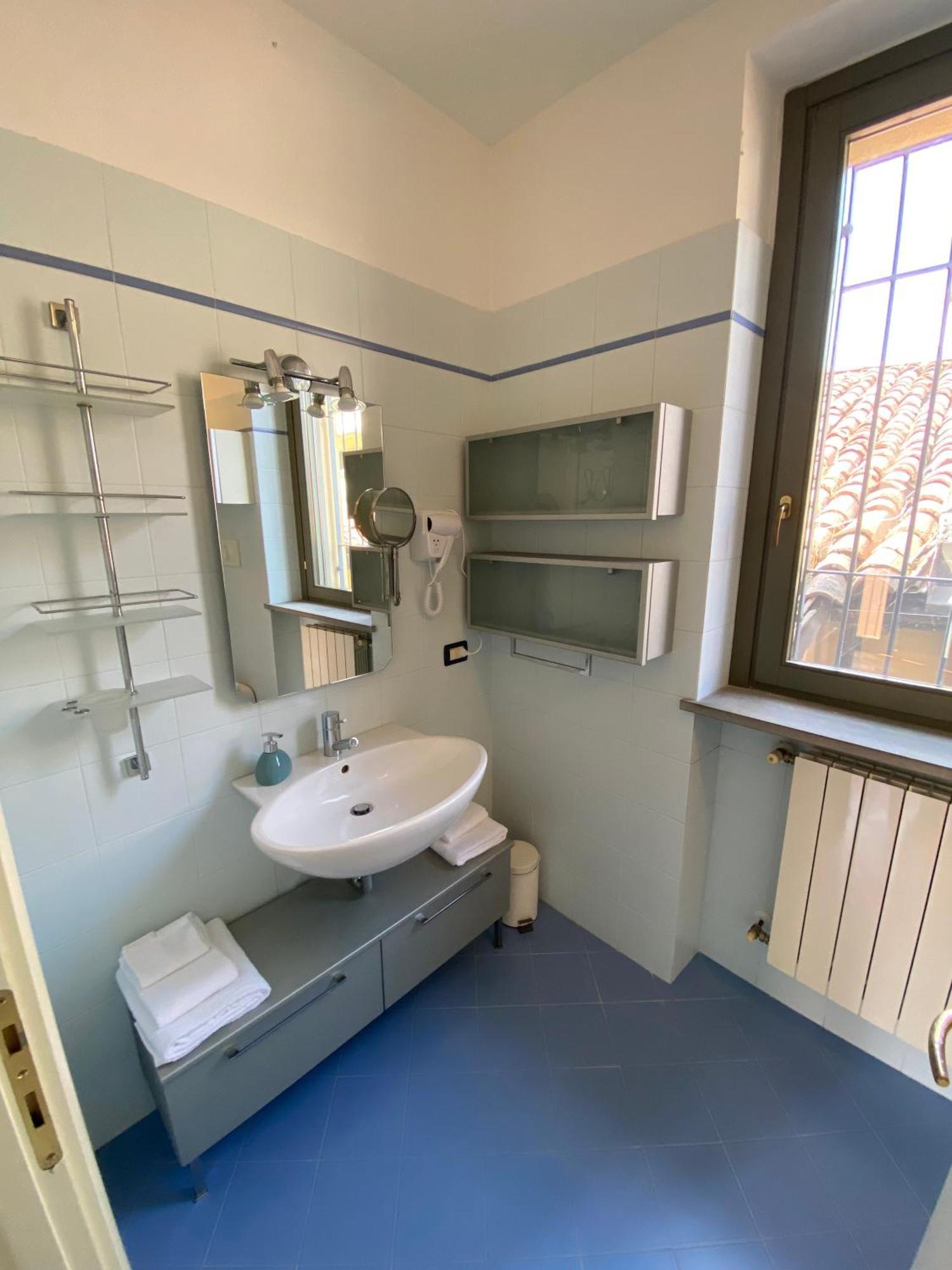 Amici Miei Rooms Crémone Extérieur photo